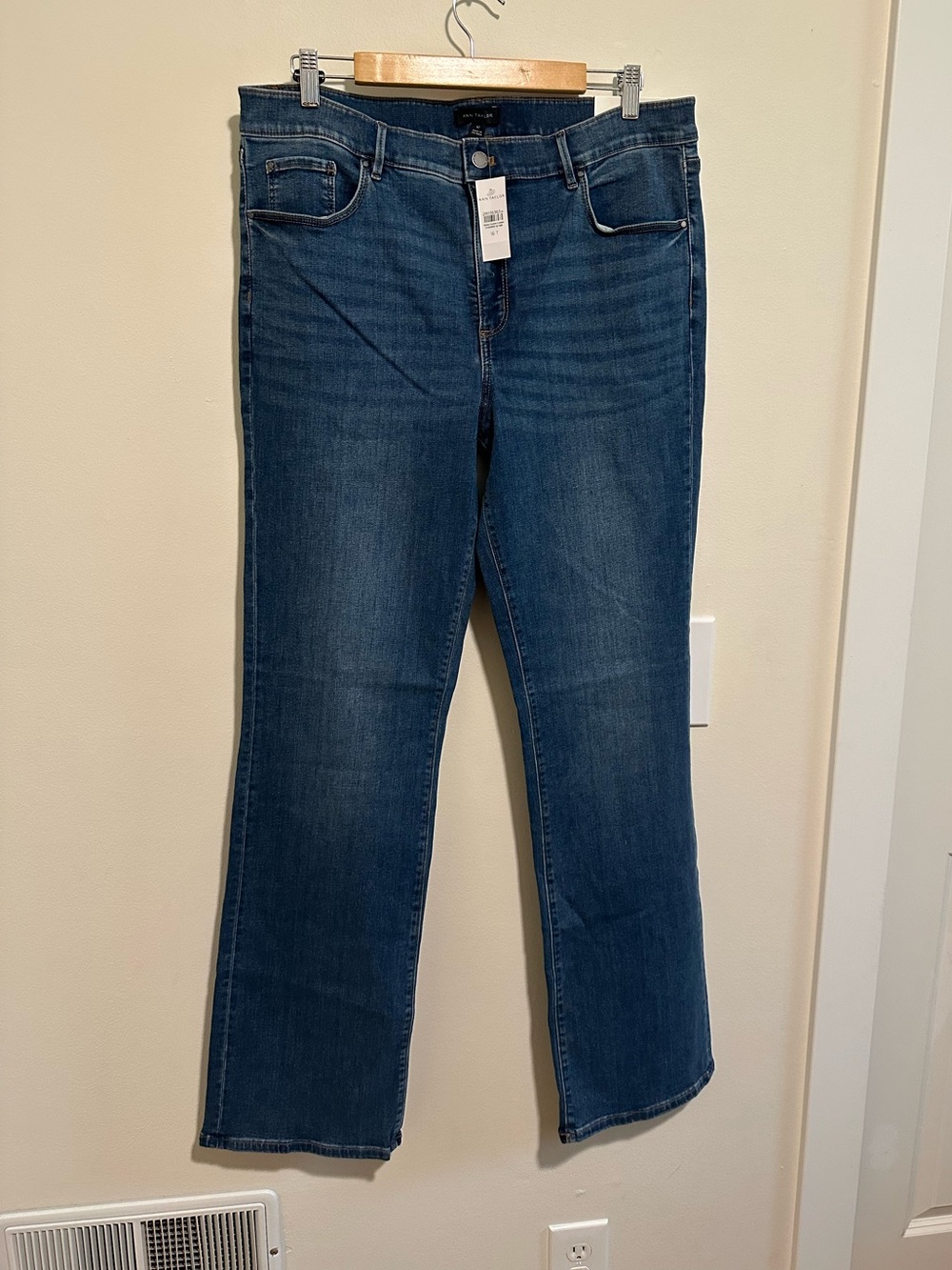 NWT Boot Cut Western Ann Taylor Jeans - 16T - Plus size denim